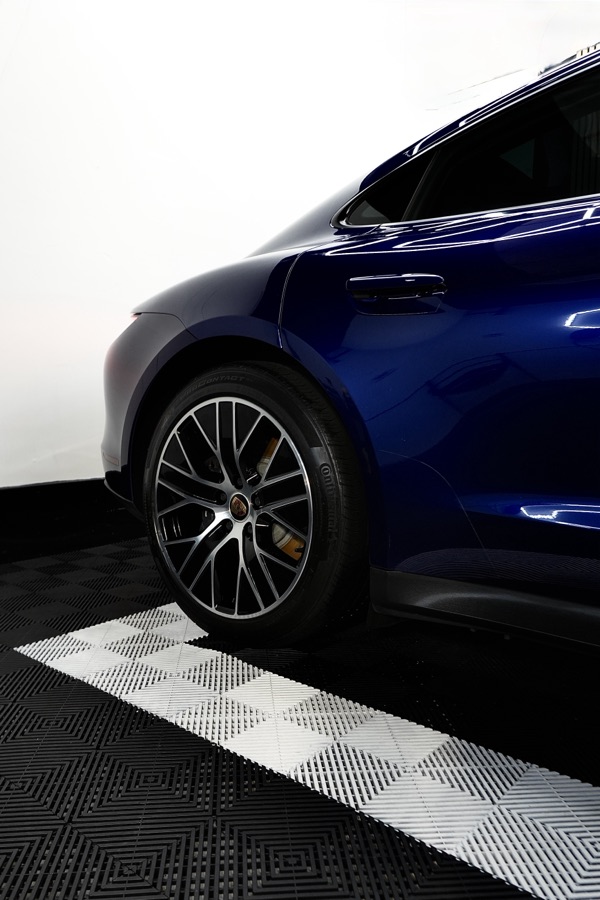 Porsche wheel and door paint clarity after correction